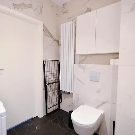 דירה Citystay Scala Srodmiescie Z Uroczym Ogrodkiem *