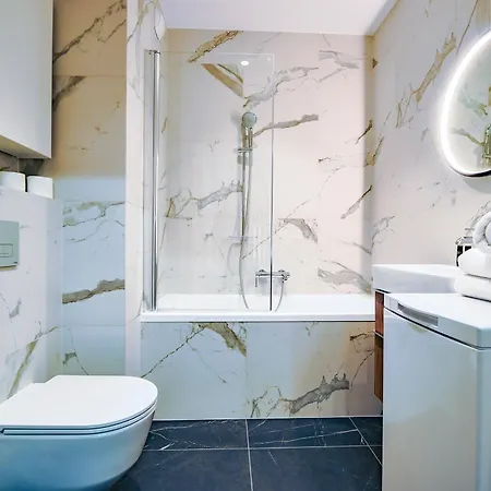 Apartment Citystay Scala Srodmiescie Z Uroczym Ogrodkiem Danzig