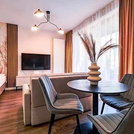 דירה Citystay Scala Srodmiescie Z Uroczym Ogrodkiem גדנסק