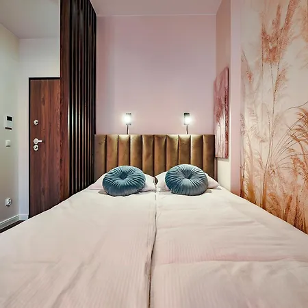 Citystay Scala Srodmiescie Z Uroczym Ogrodkiem