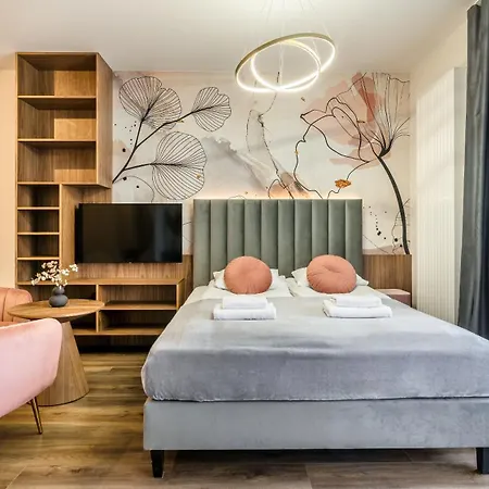 Citystay Scala Srodmiescie Z Uroczym Ogrodkiem *