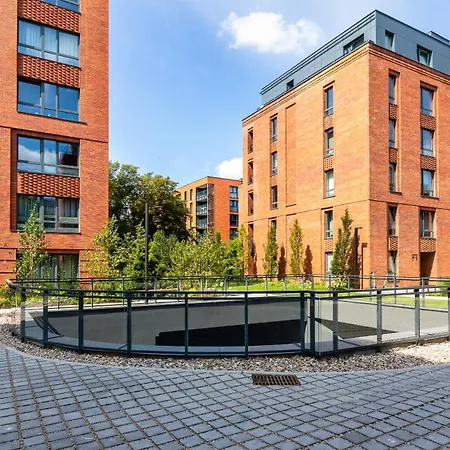 Apartment Citystay Scala Srodmiescie Z Uroczym Ogrodkiem *