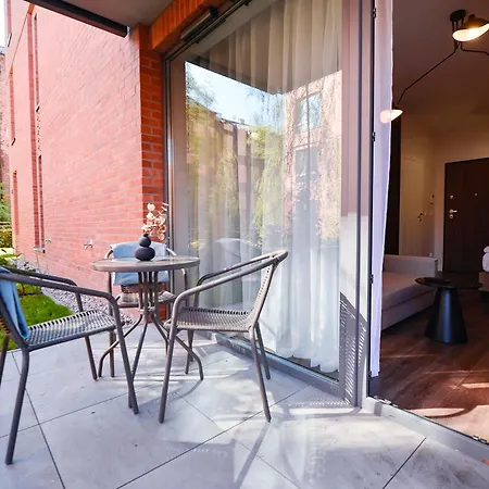 Appartement Citystay Scala Srodmiescie Z Uroczym Ogrodkiem *